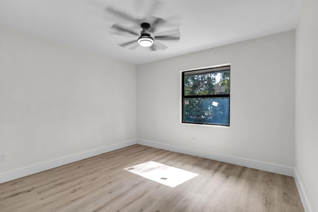 En Venta: $579,900 (3 camas, 2 baños, 1400 Pies cuadrados)