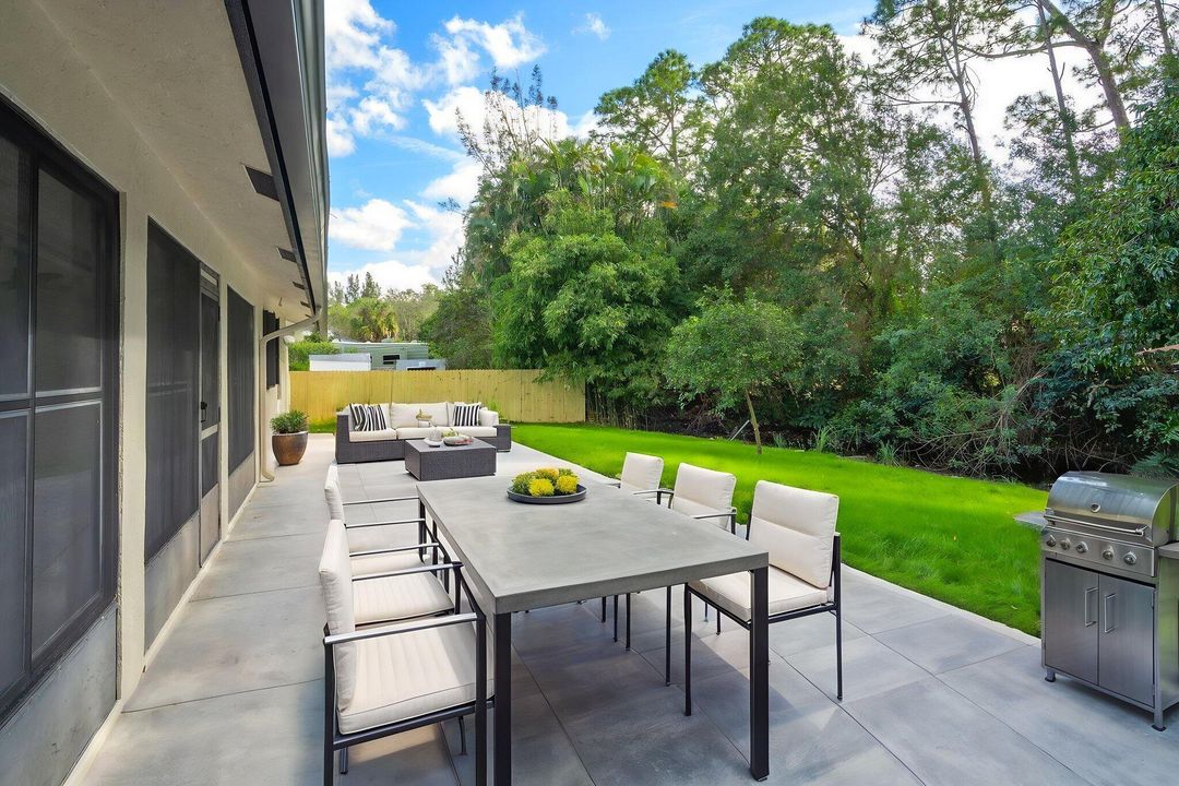 En Venta: $579,900 (3 camas, 2 baños, 1400 Pies cuadrados)