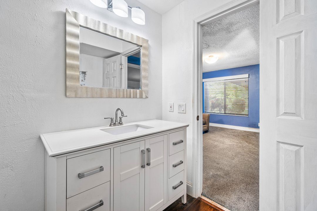 En Venta: $384,900 (2 camas, 2 baños, 1430 Pies cuadrados)