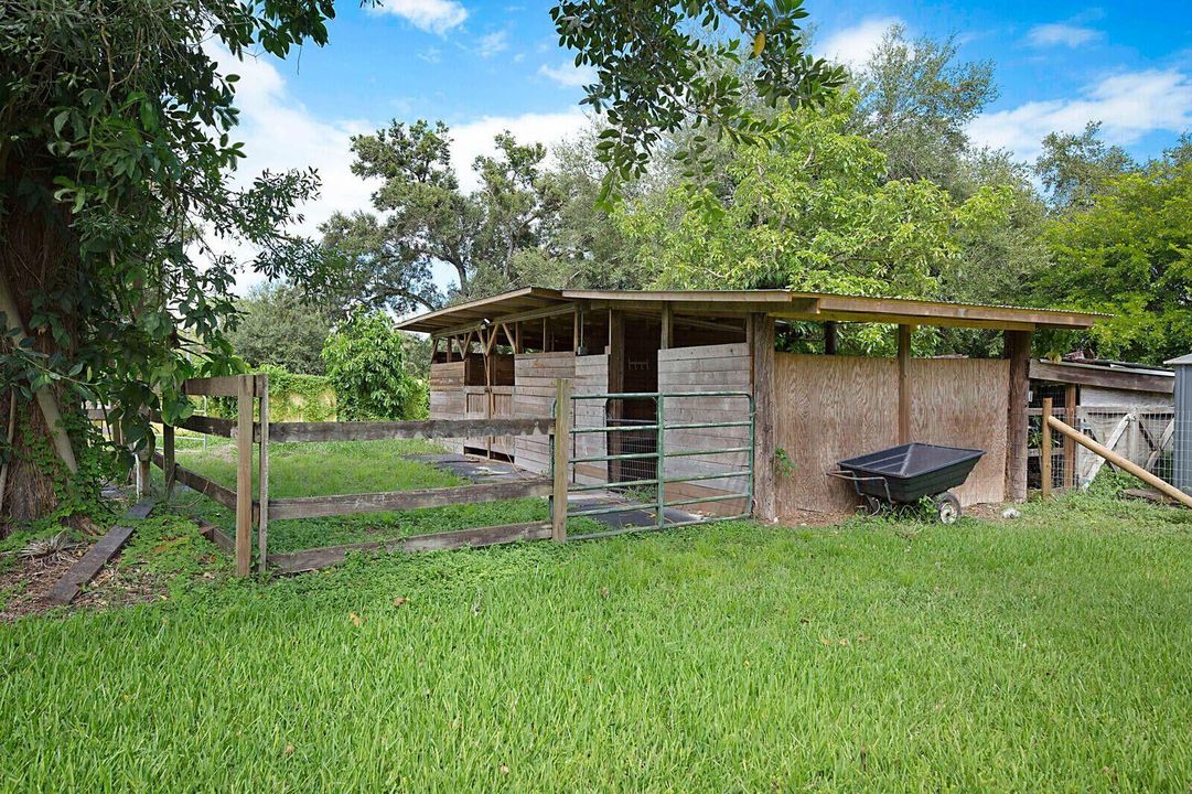 En Renta: $3,750 (2 camas, 1 baños, 897 Pies cuadrados)