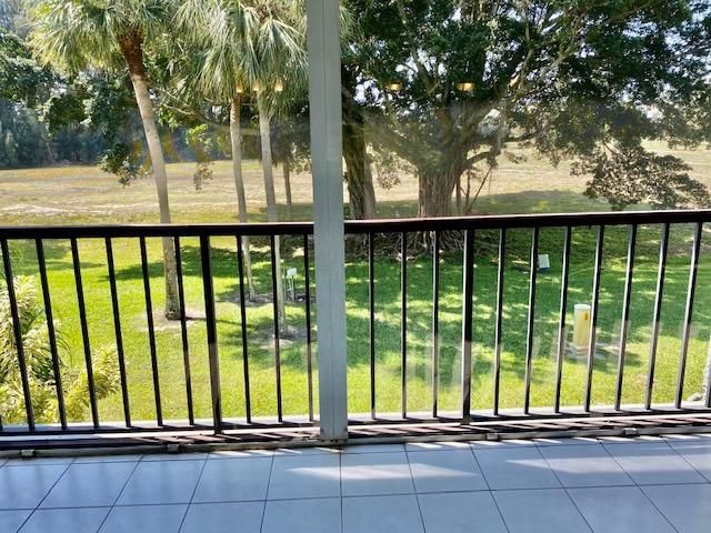 出租: $2,200 (2 贝兹, 2 浴室, 1005 平方英尺)