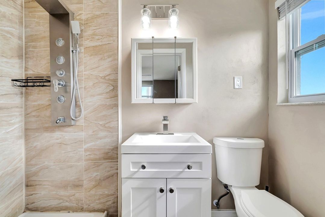 出租: $2,200 (2 贝兹, 2 浴室, 1176 平方英尺)