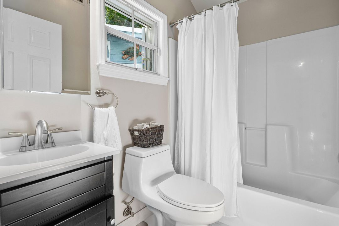 На продажу: $4,250,000 (3 спален, 3 ванн, 2322 Квадратных фут)