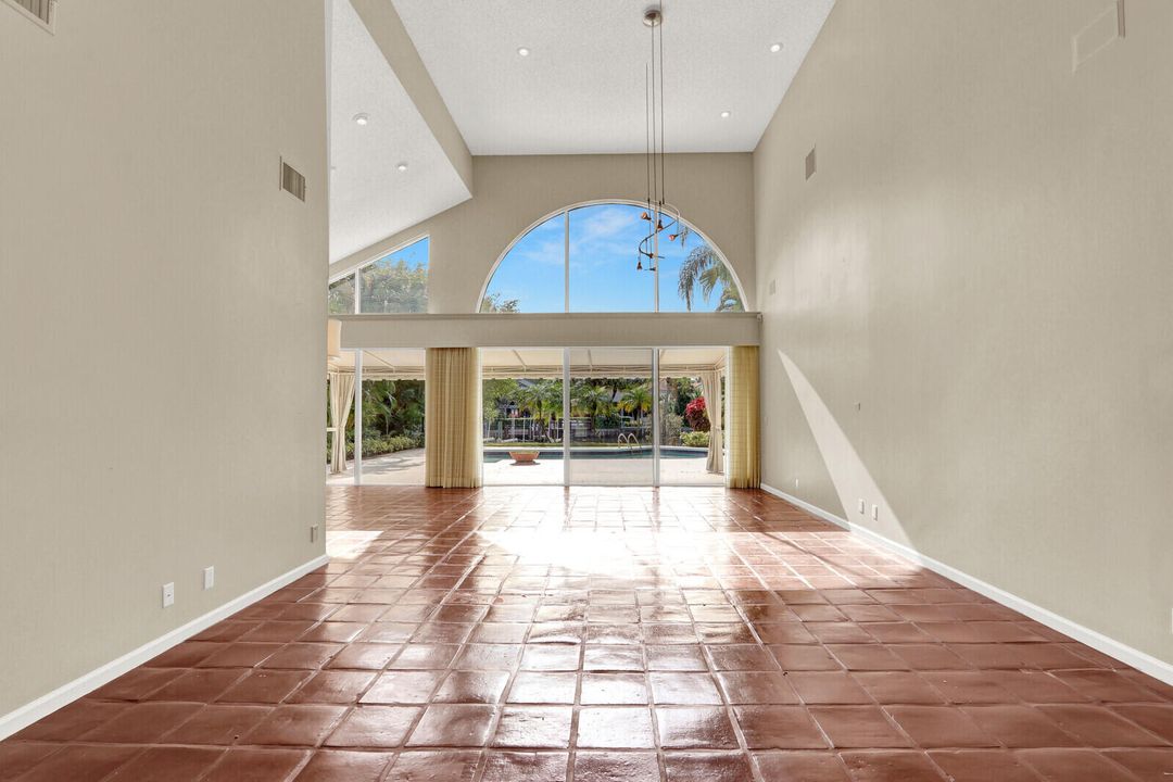 待售: $2,995,000 (4 贝兹, 3 浴室, 3236 平方英尺)