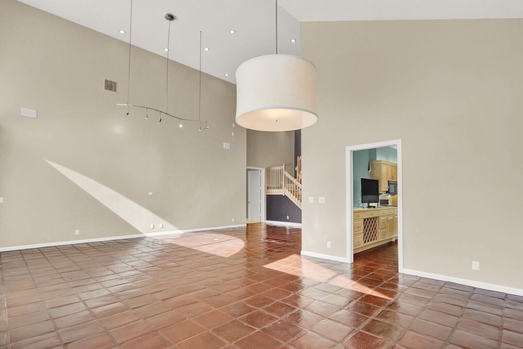 待售: $2,995,000 (4 贝兹, 3 浴室, 3236 平方英尺)