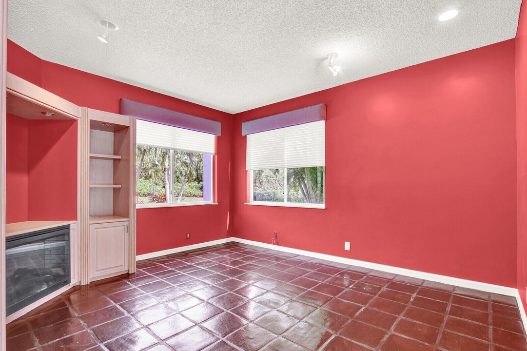 待售: $2,995,000 (4 贝兹, 3 浴室, 3236 平方英尺)