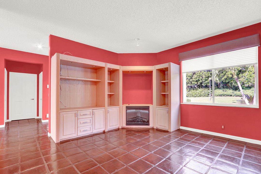 待售: $2,995,000 (4 贝兹, 3 浴室, 3236 平方英尺)