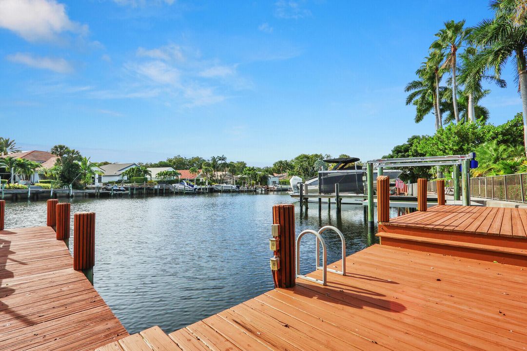 待售: $2,995,000 (4 贝兹, 3 浴室, 3236 平方英尺)