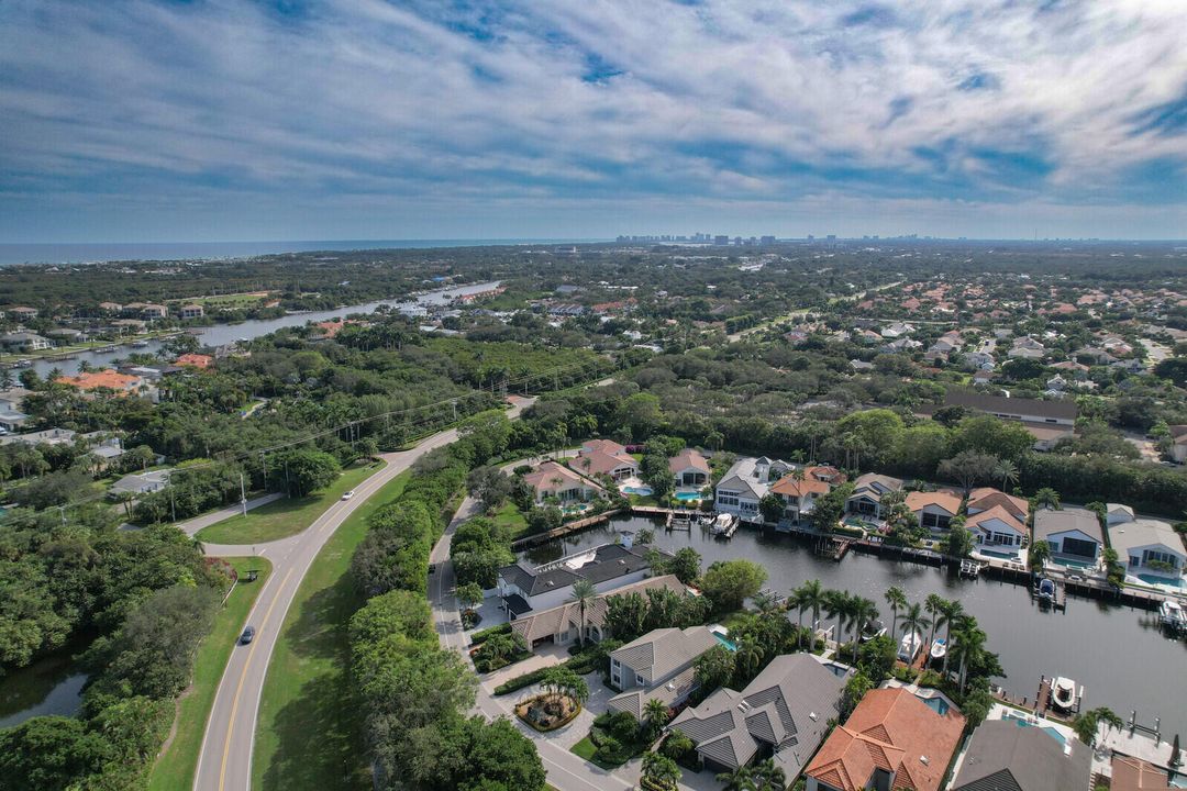 待售: $2,995,000 (4 贝兹, 3 浴室, 3236 平方英尺)