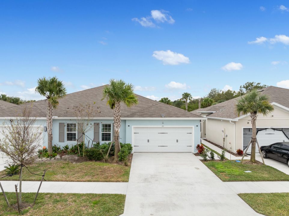 For Sale: $330,000 (3 beds, 2 baths, 1503 Square Feet)