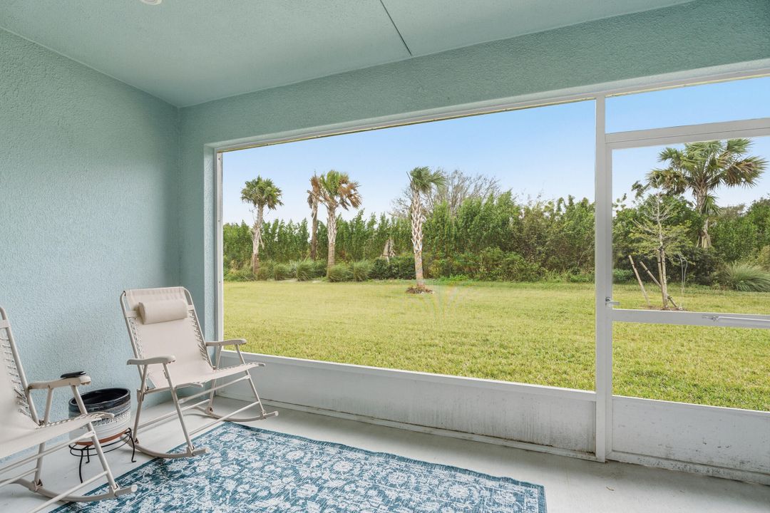 For Sale: $330,000 (3 beds, 2 baths, 1503 Square Feet)