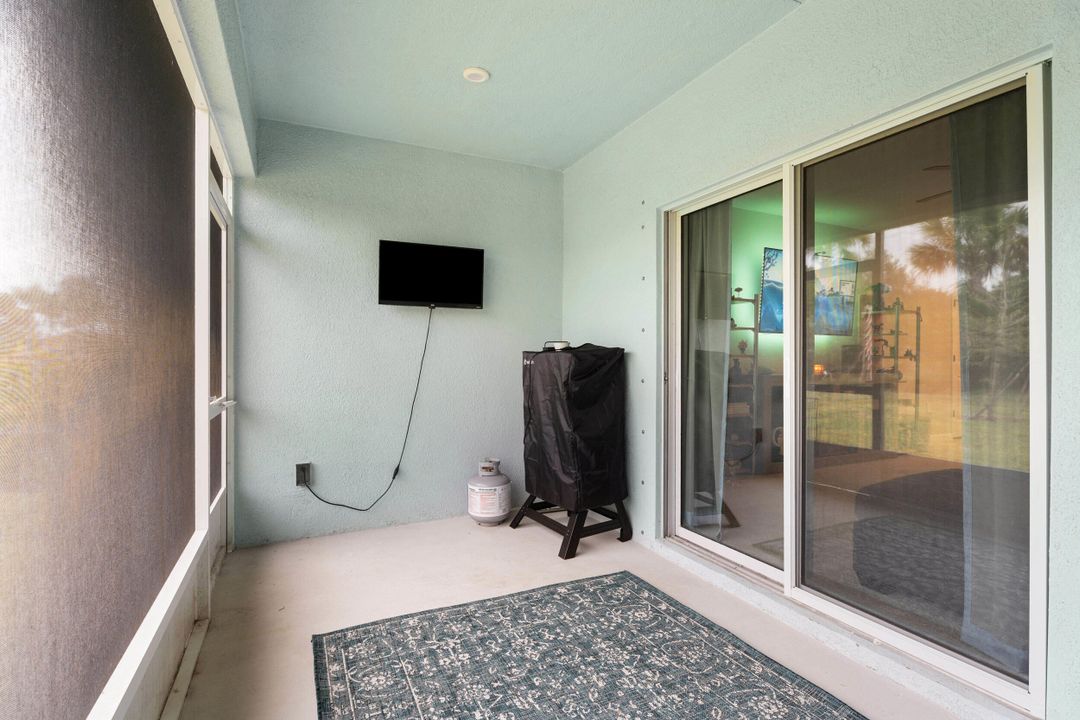 For Sale: $330,000 (3 beds, 2 baths, 1503 Square Feet)