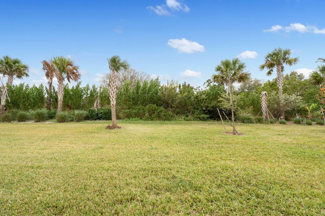 For Sale: $330,000 (3 beds, 2 baths, 1503 Square Feet)