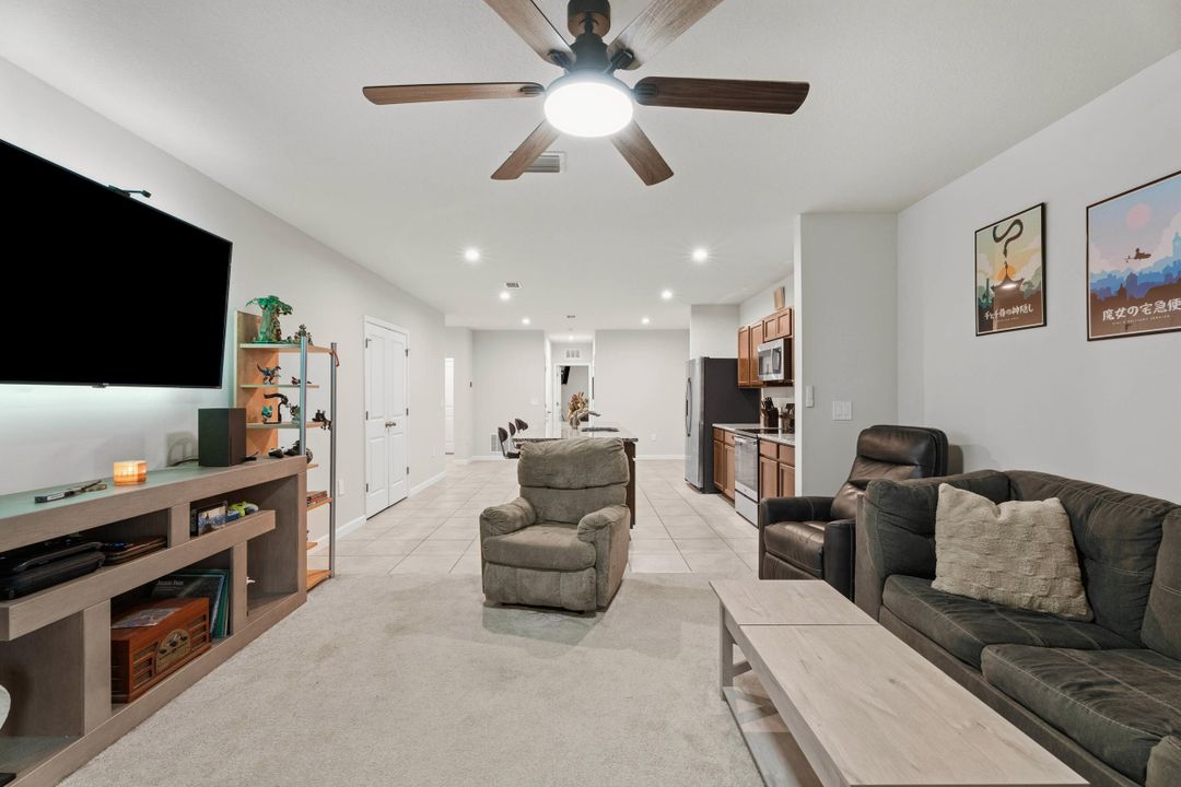 For Sale: $330,000 (3 beds, 2 baths, 1503 Square Feet)