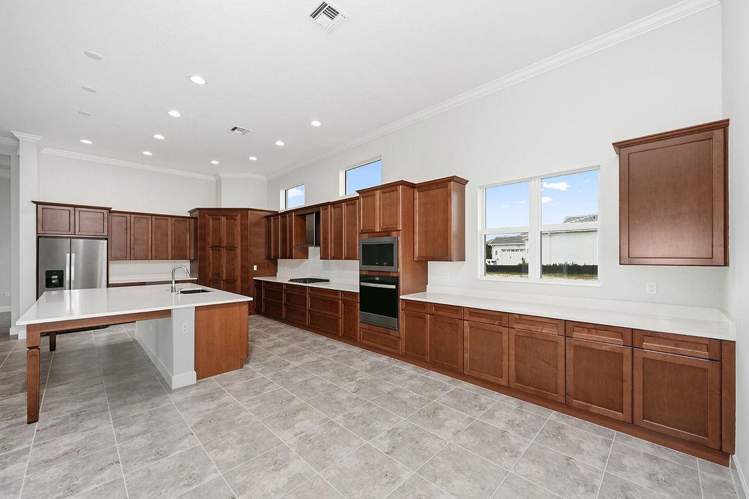 For Sale: $1,088,920 (5 beds, 5 baths, 3752 Square Feet)