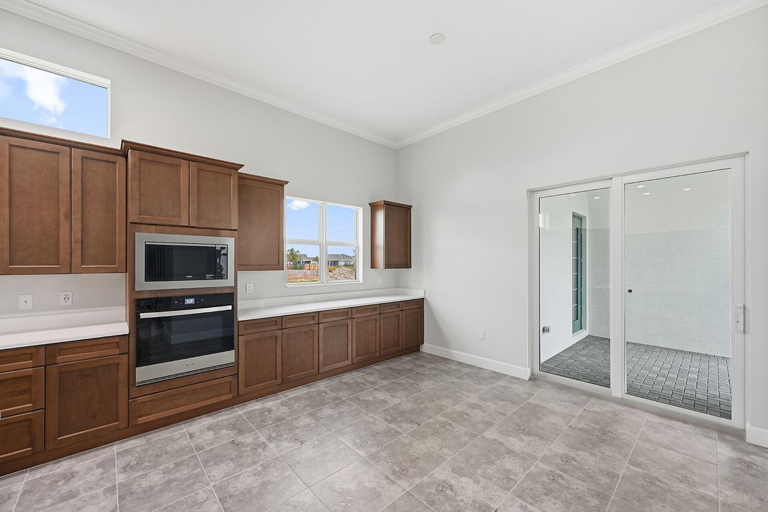 For Sale: $1,088,920 (5 beds, 5 baths, 3752 Square Feet)