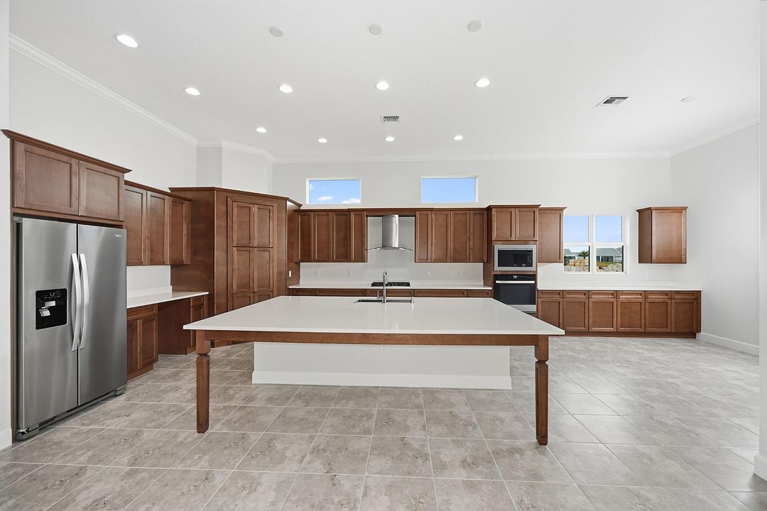 For Sale: $1,088,920 (5 beds, 5 baths, 3752 Square Feet)