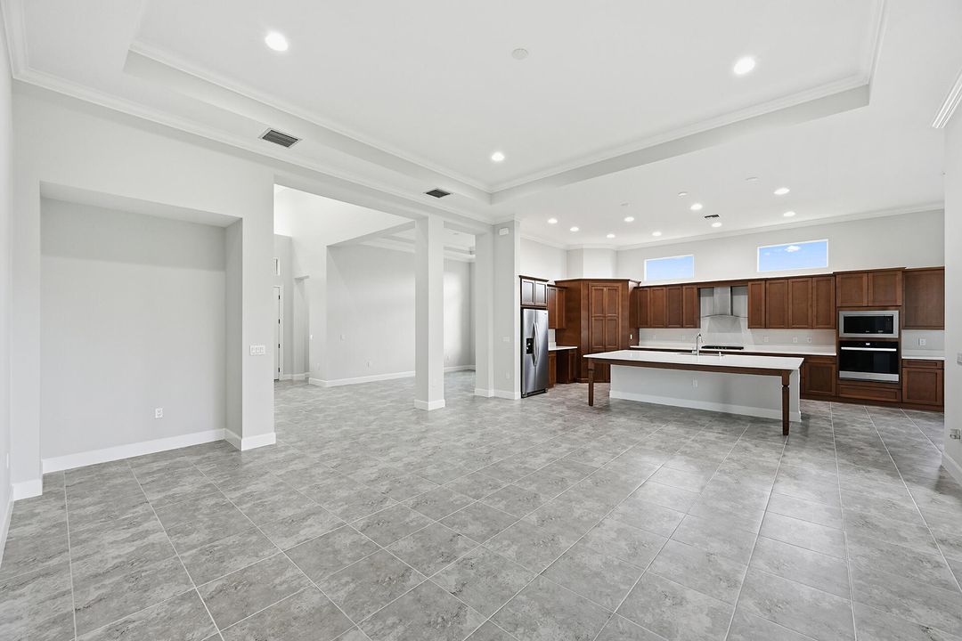 For Sale: $1,088,920 (5 beds, 5 baths, 3752 Square Feet)