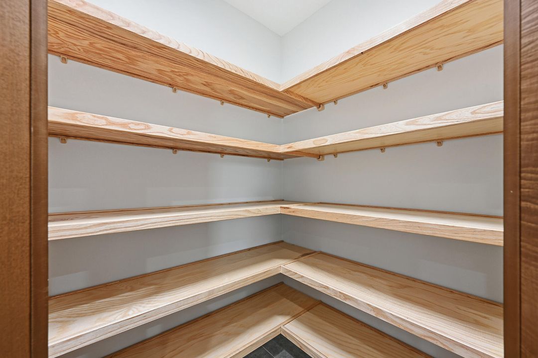 For Sale: $1,088,920 (5 beds, 5 baths, 3752 Square Feet)