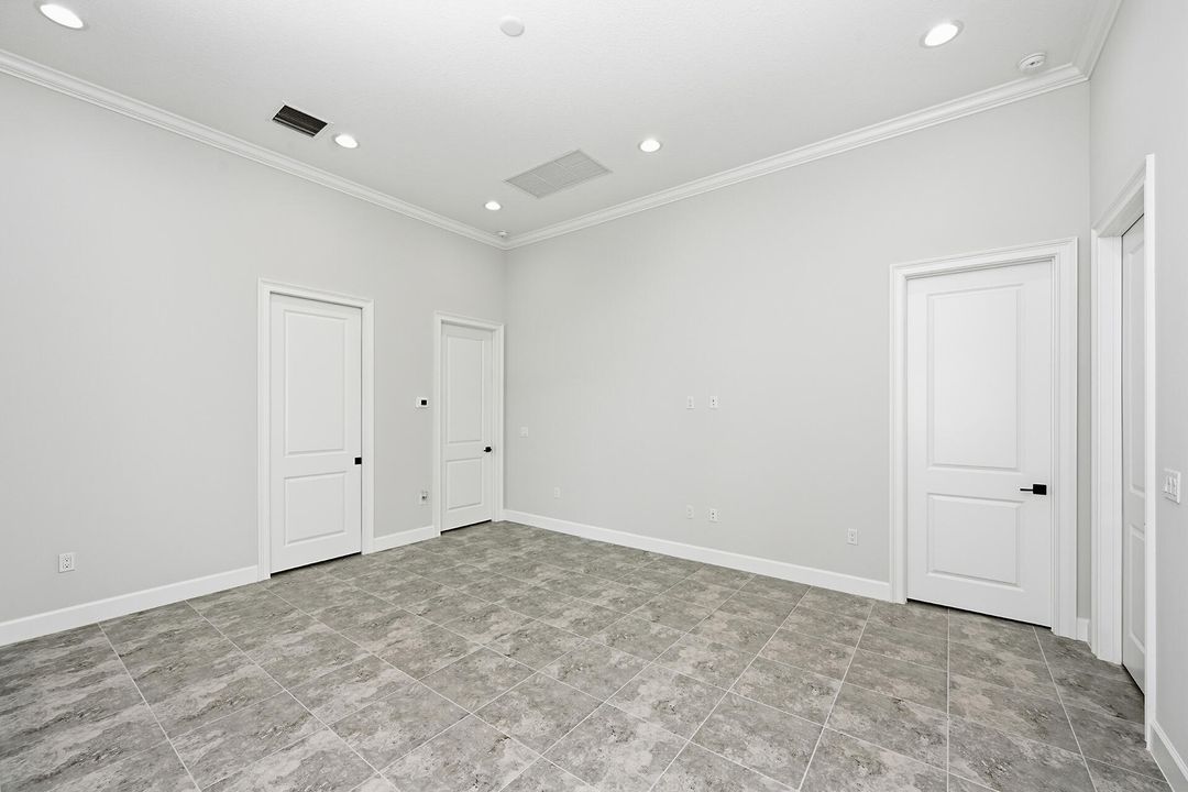 For Sale: $1,088,920 (5 beds, 5 baths, 3752 Square Feet)