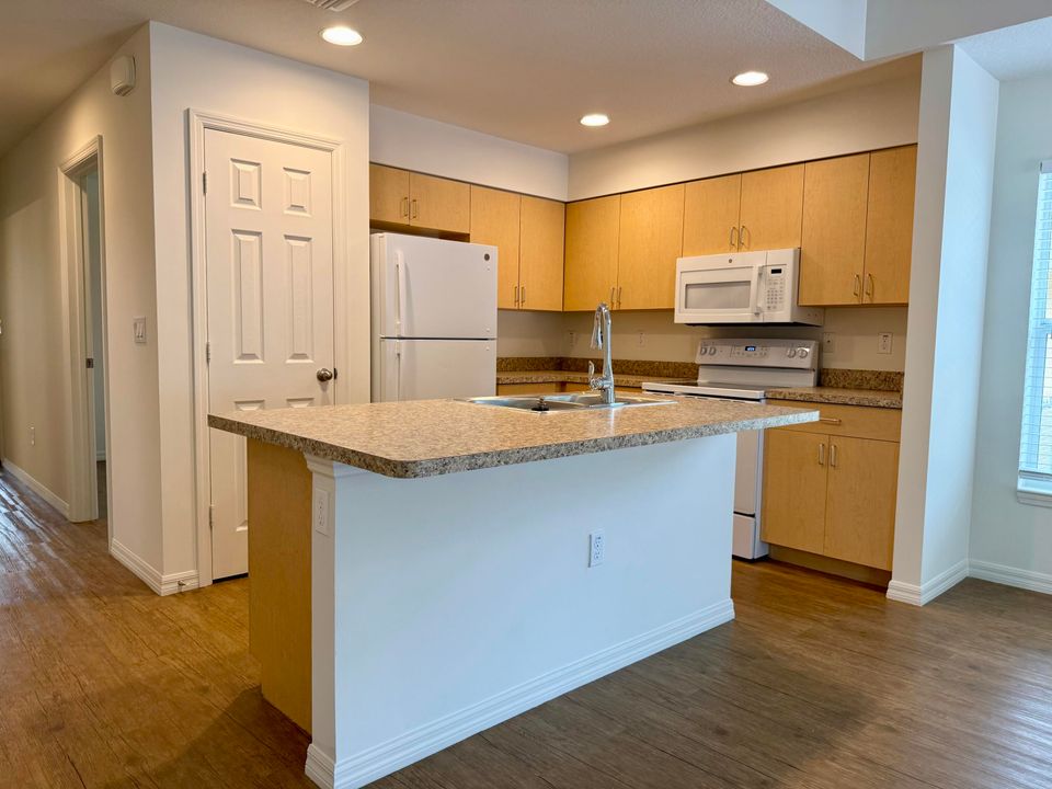 En Venta: $2,555,000 (0 camas, 0 baños, 2000 Pies cuadrados)