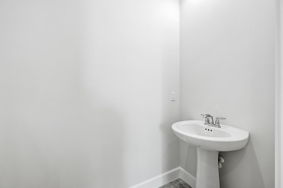 For Sale: $1,088,920 (5 beds, 5 baths, 3752 Square Feet)