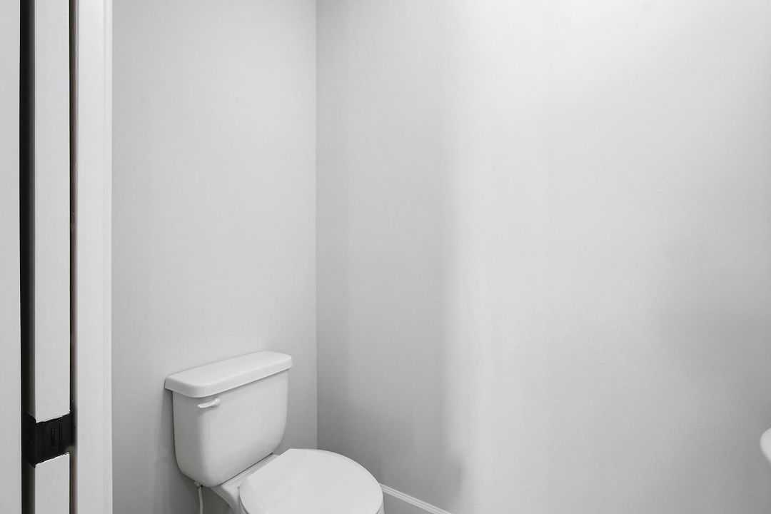 For Sale: $1,088,920 (5 beds, 5 baths, 3752 Square Feet)