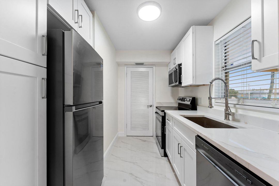 В аренду: $1,799 (1 спален, 1 ванн, 648 Квадратных фут)