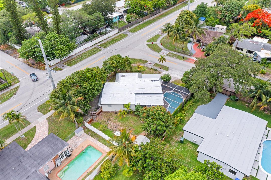 В аренду: $4,700 (4 спален, 2 ванн, 1856 Квадратных фут)