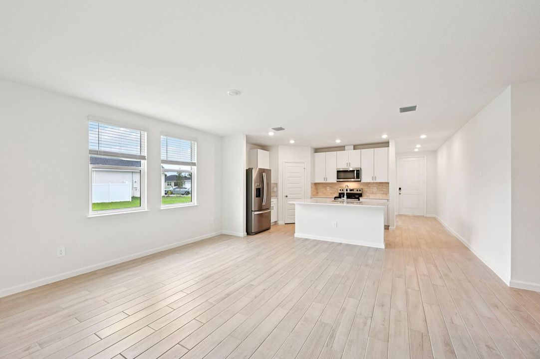 En Venta: $462,290 (4 camas, 2 baños, 2503 Pies cuadrados)