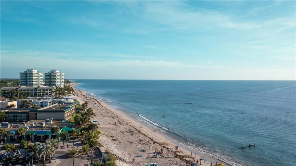 For Sale: $409,900 (2 beds, 2 baths, 1200 Square Feet)