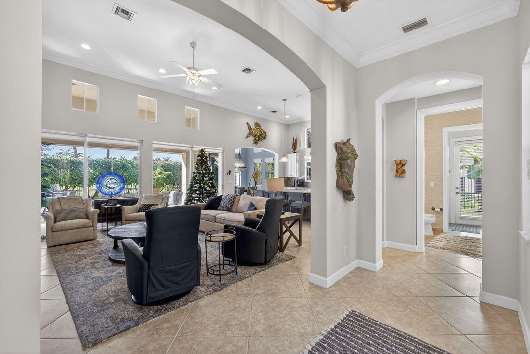 For Sale: $1,275,000 (3 beds, 3 baths, 2352 Square Feet)