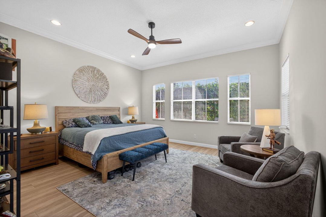 For Sale: $1,275,000 (3 beds, 3 baths, 2352 Square Feet)