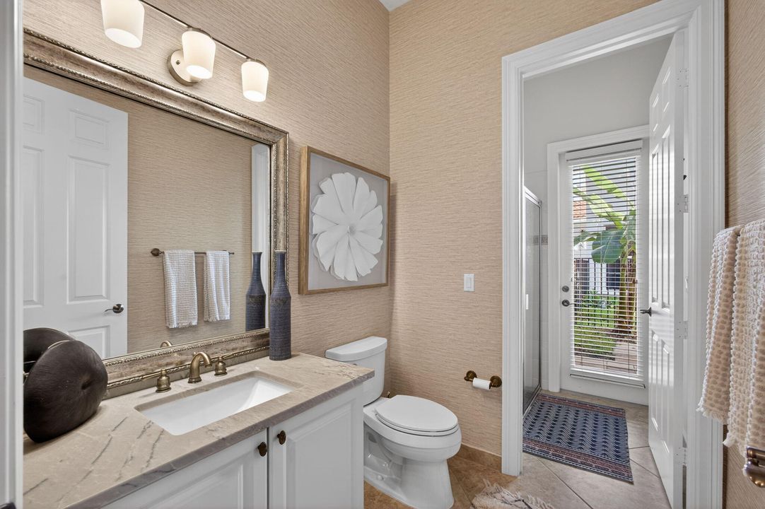 For Sale: $1,275,000 (3 beds, 3 baths, 2352 Square Feet)