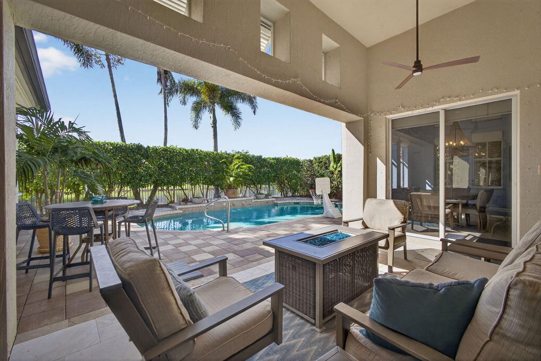 For Sale: $1,275,000 (3 beds, 3 baths, 2352 Square Feet)