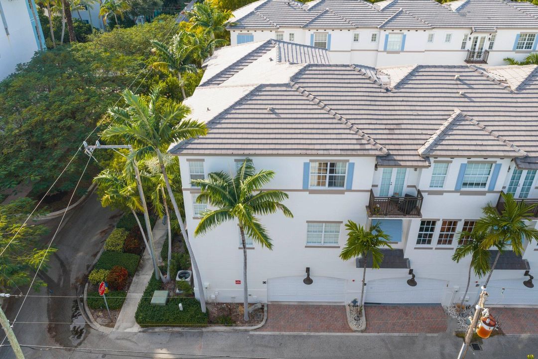 For Rent: $8,500 (4 beds, 3 baths, 2052 Square Feet)