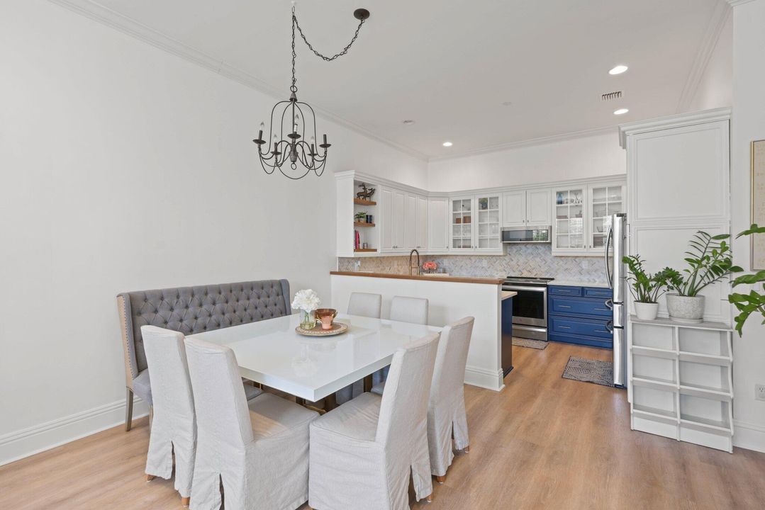 For Rent: $8,500 (4 beds, 3 baths, 2052 Square Feet)