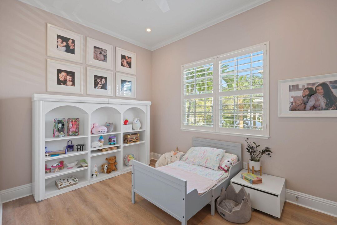 For Rent: $8,500 (4 beds, 3 baths, 2052 Square Feet)