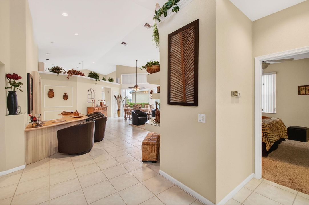 For Sale: $519,000 (3 beds, 3 baths, 2402 Square Feet)