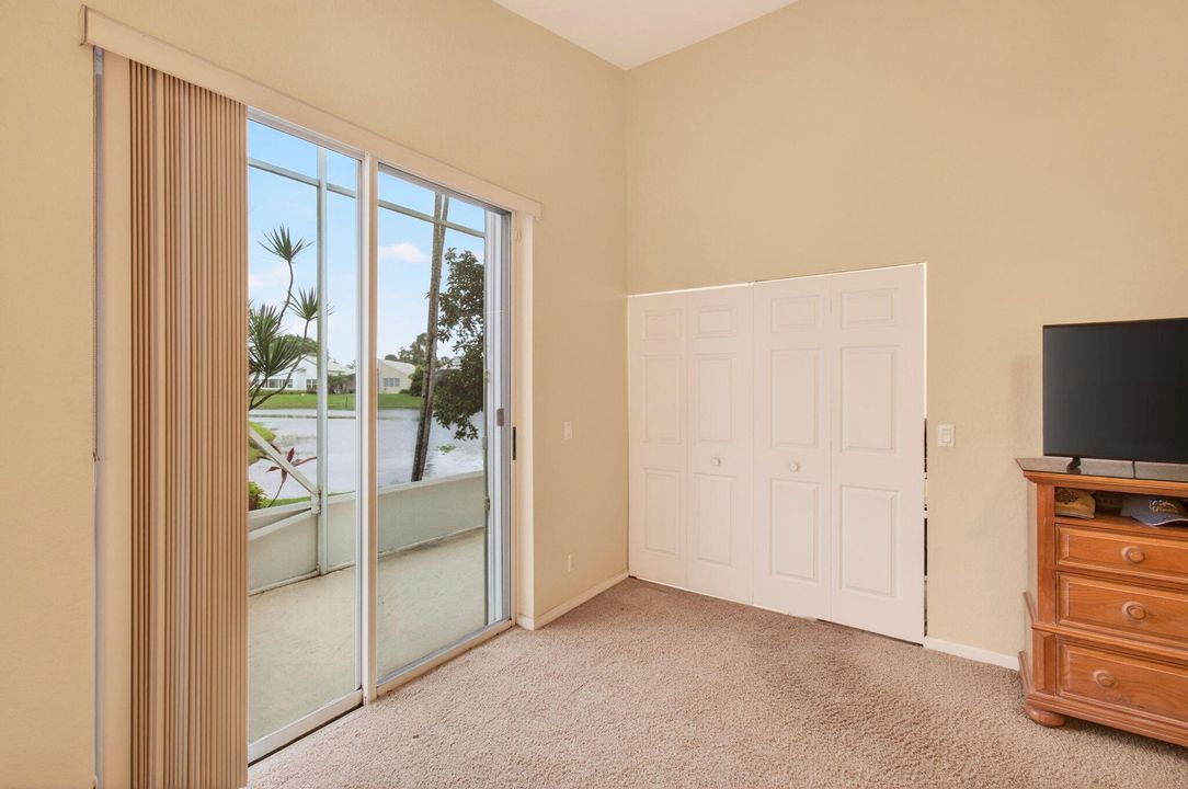 For Sale: $519,000 (3 beds, 3 baths, 2402 Square Feet)