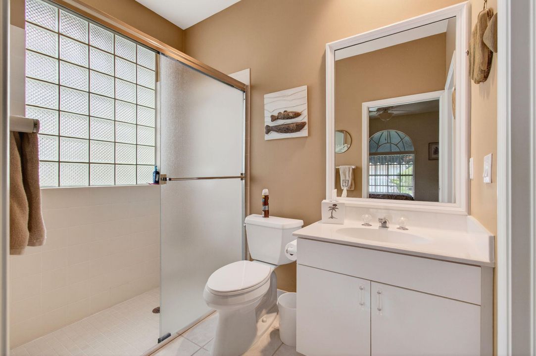 For Sale: $519,000 (3 beds, 3 baths, 2402 Square Feet)