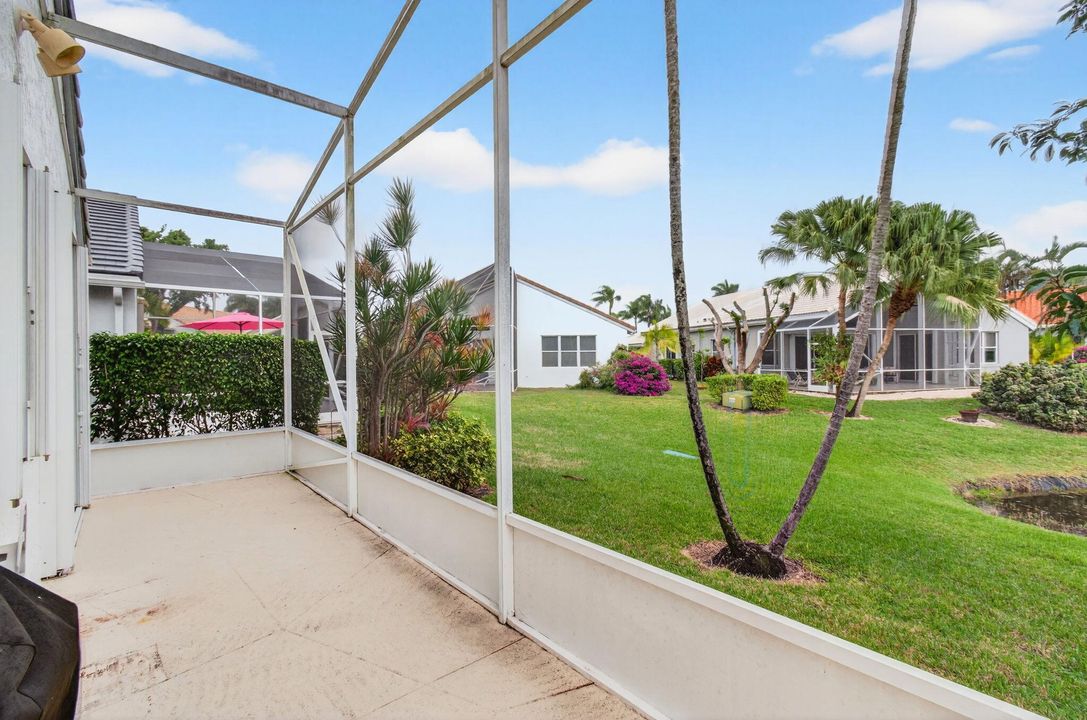 For Sale: $519,000 (3 beds, 3 baths, 2402 Square Feet)