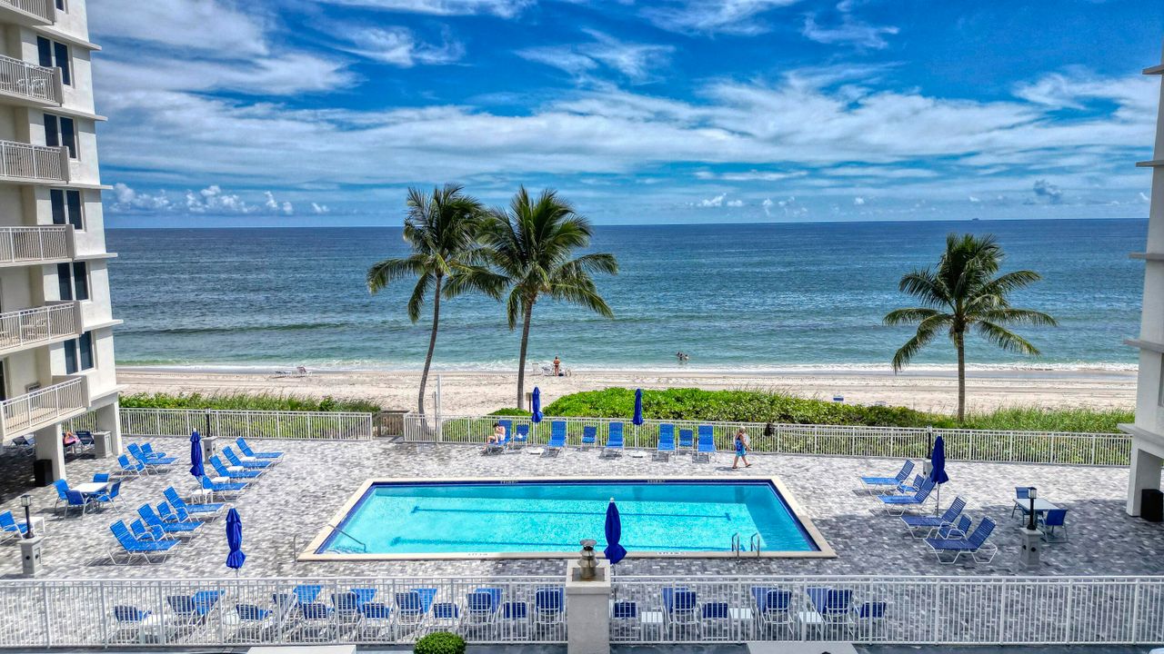 For Rent: $5,900 (2 beds, 2 baths, 1050 Square Feet)