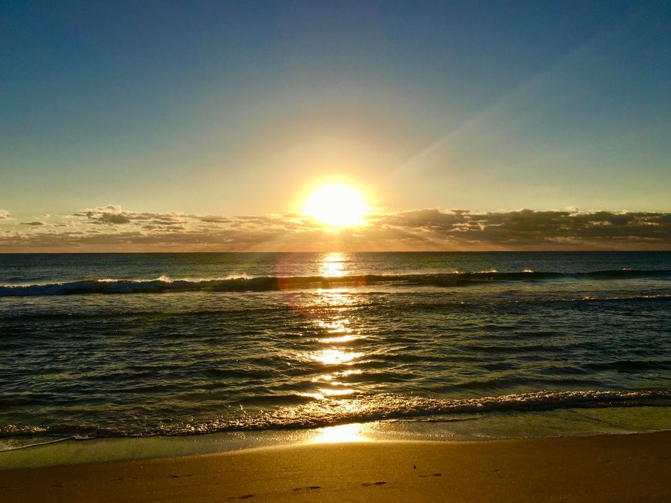 For Rent: $5,900 (2 beds, 2 baths, 1050 Square Feet)