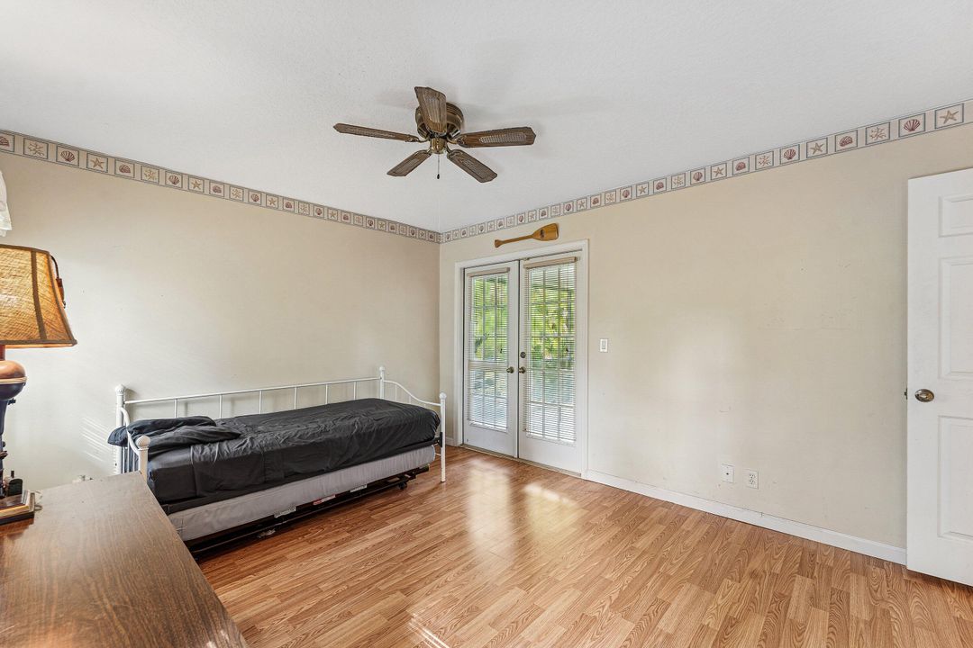 For Sale: $589,000 (3 beds, 2 baths, 1938 Square Feet)