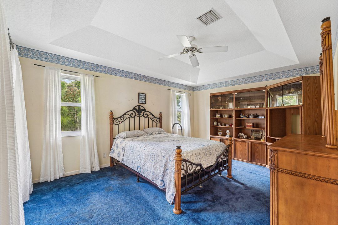 For Sale: $589,000 (3 beds, 2 baths, 1938 Square Feet)