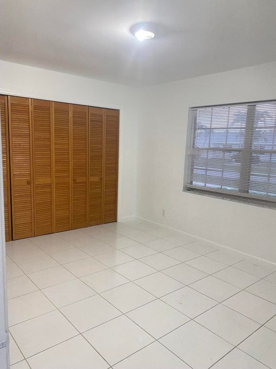 В аренду: $3,650 (2 спален, 2 ванн, 1106 Квадратных фут)