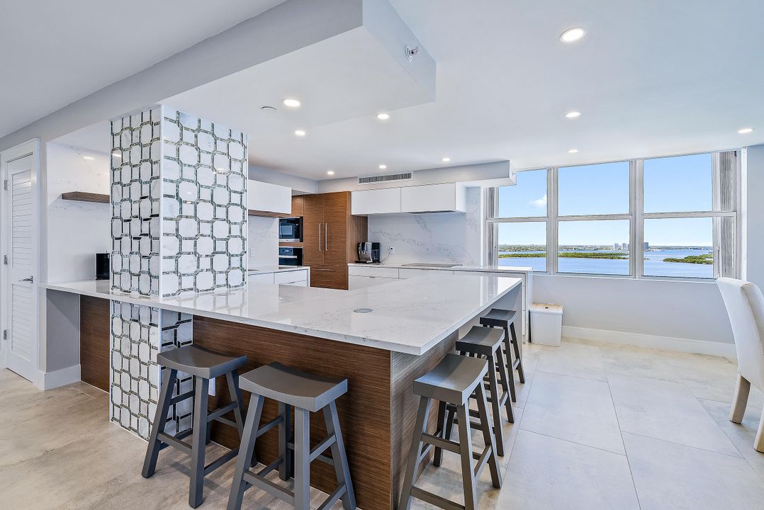 На продажу: $1,750,000 (3 спален, 3 ванн, 2657 Квадратных фут)