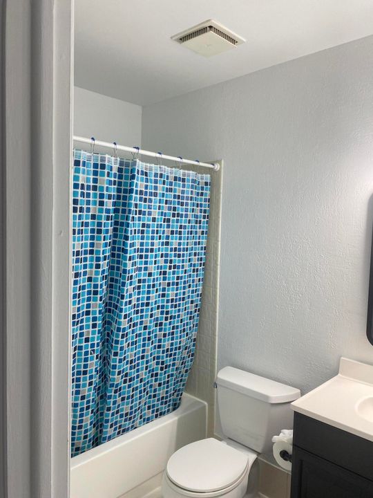 В аренду: $3,650 (2 спален, 2 ванн, 1106 Квадратных фут)