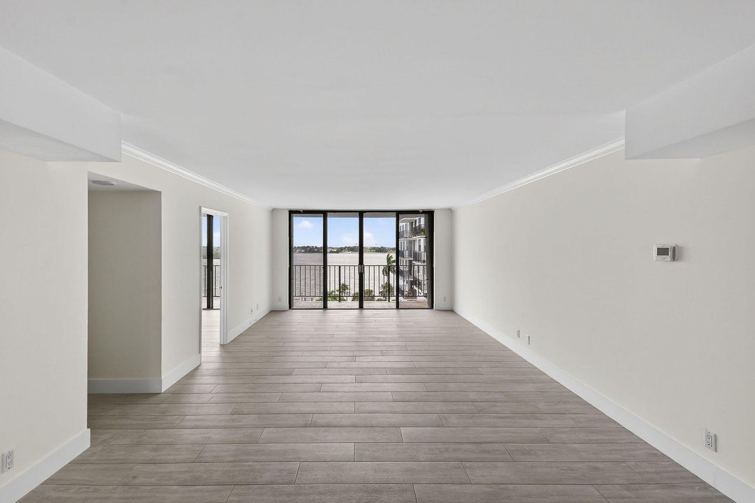 For Rent: $5,500 (3 beds, 2 baths, 1590 Square Feet)